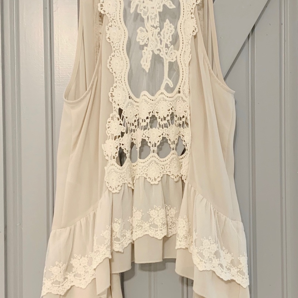 Cream Umgee Shell - [S/M] - Picture 3 of 6